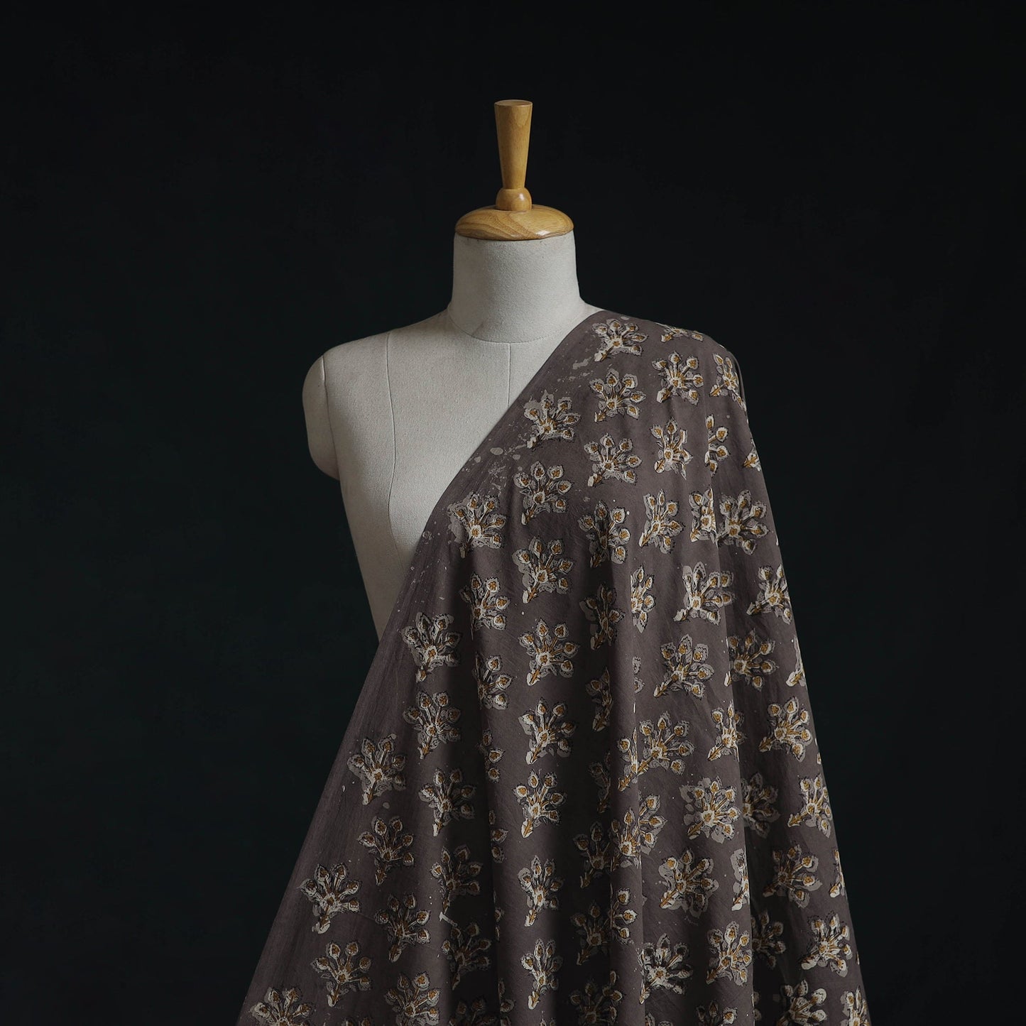 Natural dyed cotton hand block dabu bagru print fabric 06