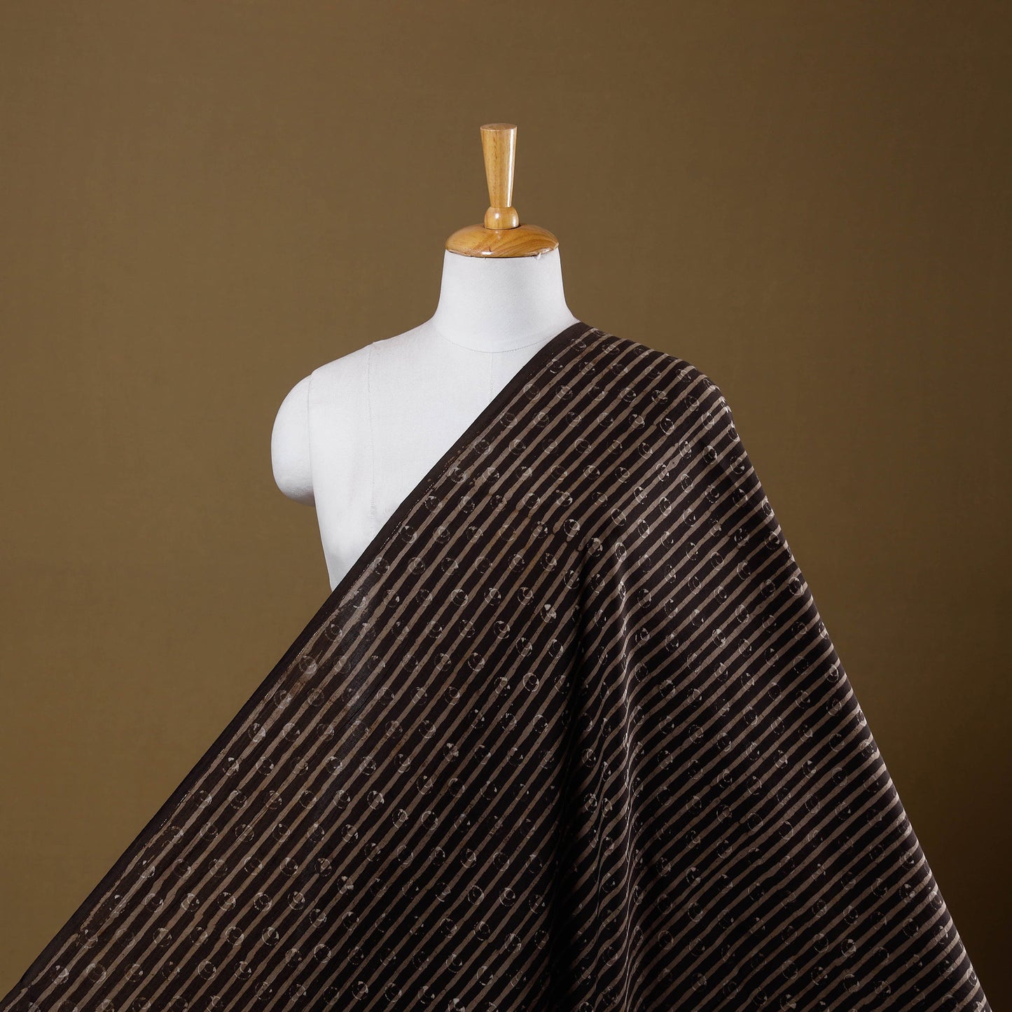 Natural dyed cotton hand pipad fabric 02 - handcrafted