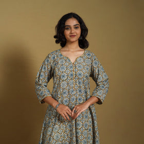 Brown - natural dyed cotton a-line hand kurta 02