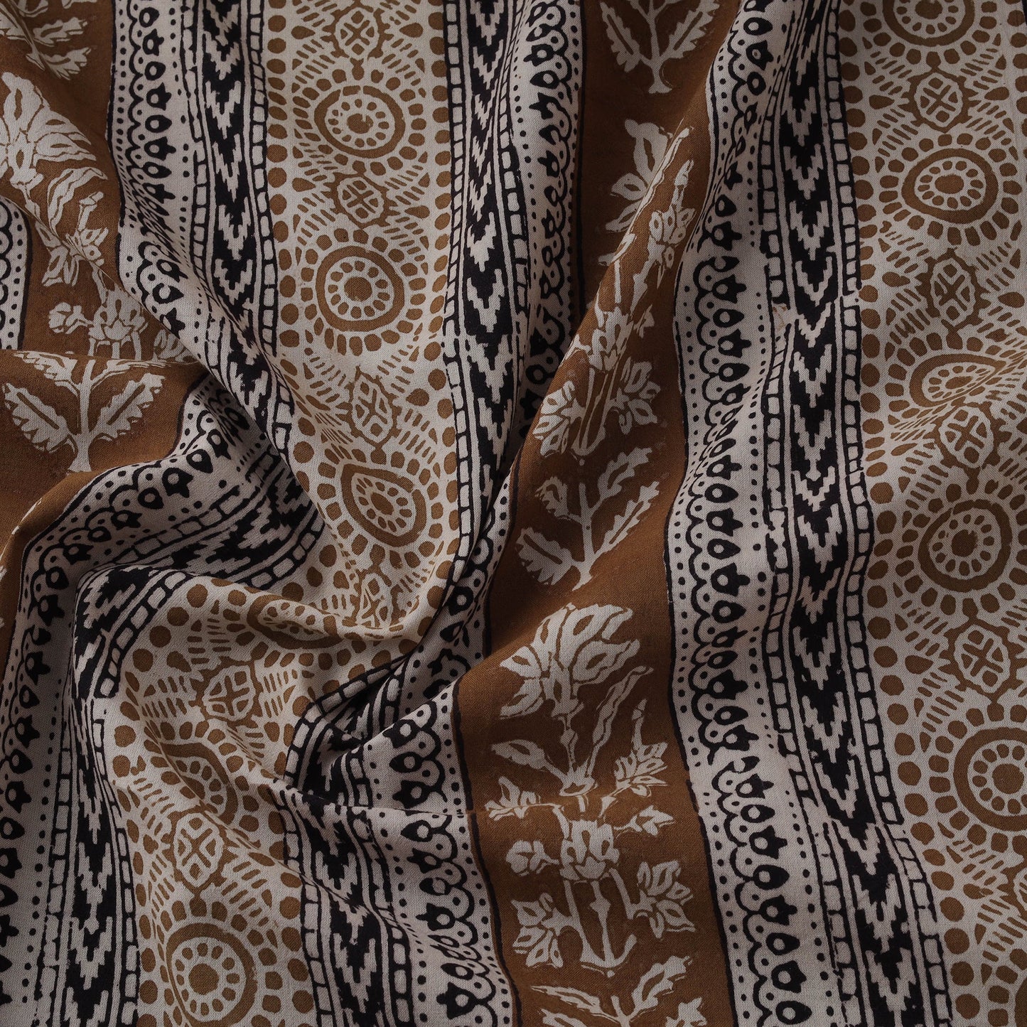 Natural dyed pure cotton hand block bagh print fabric 10
