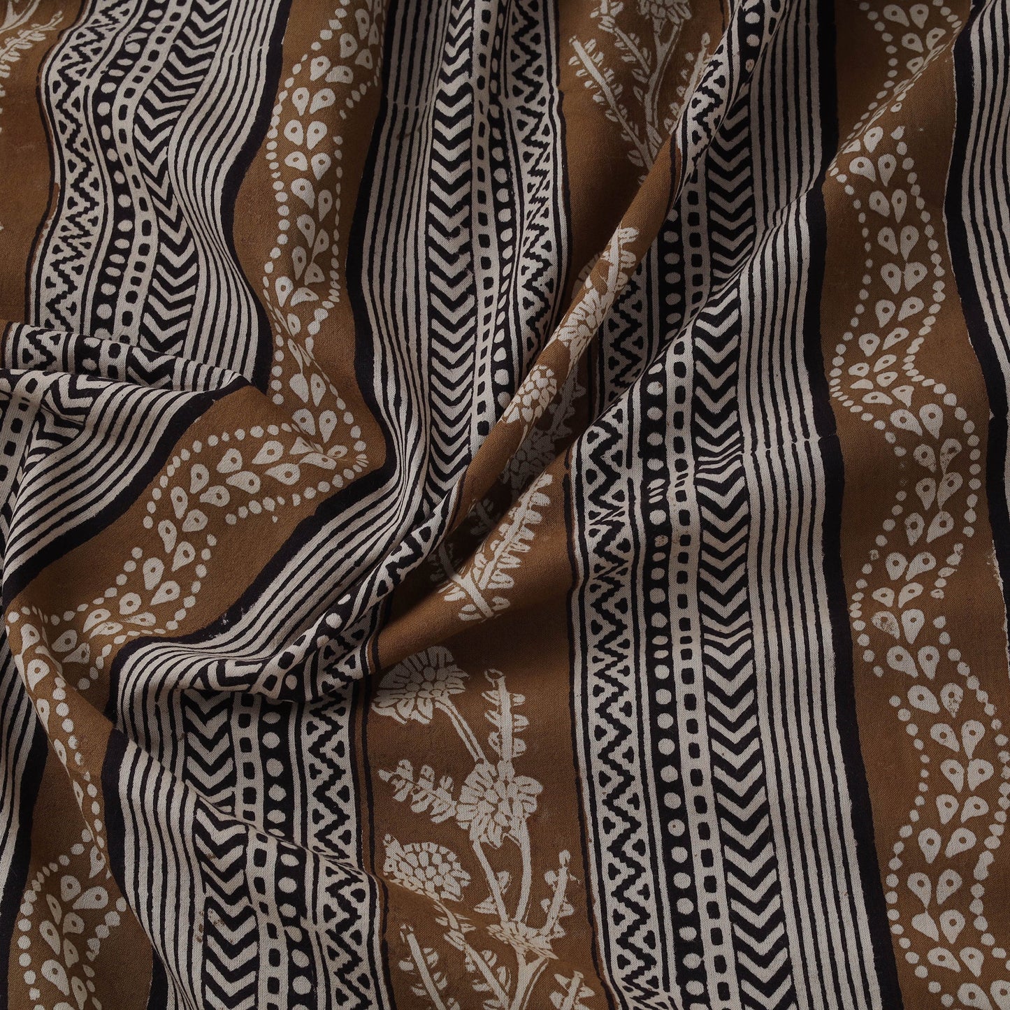 Natural dyed pure cotton hand block bagh print fabric 11
