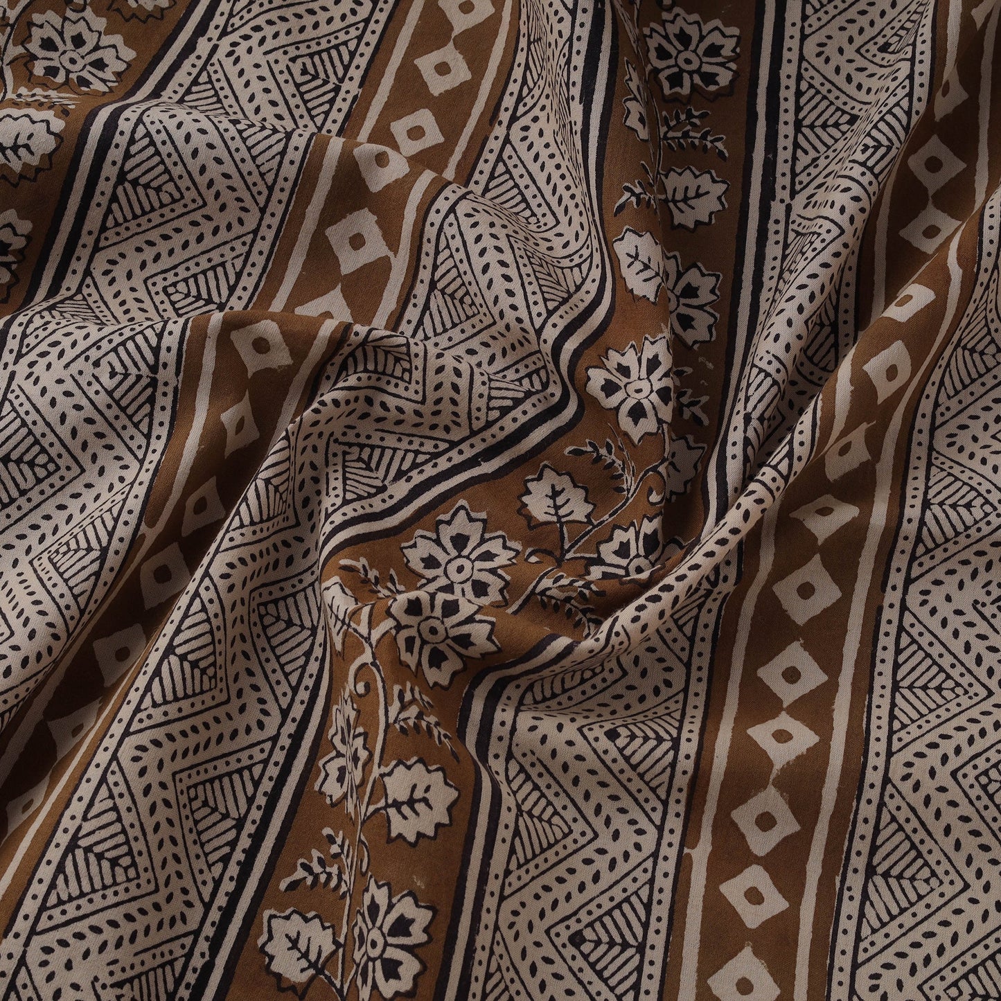 Natural dyed pure cotton hand block bagh print fabric 14