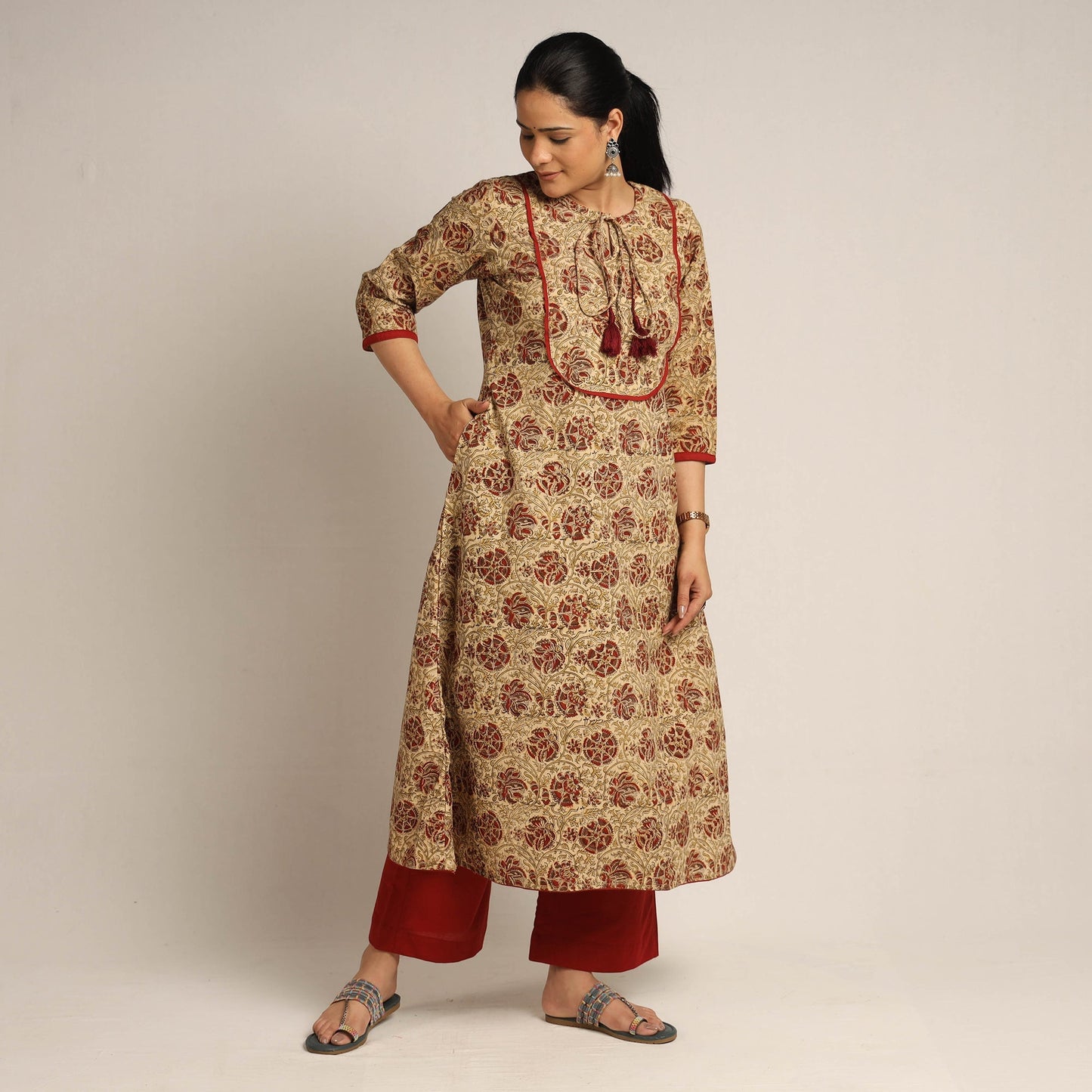 Buy Pedana Kalamkari Block Printed Cotton Kurta with Palazzo Set Online at iTokri.com