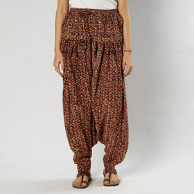 Buy Pedana Kalamkari Block Printing Cotton Elasticated Salwar Online at iTokri.com