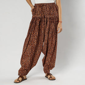 Buy Pedana Kalamkari Block Printing Cotton Elasticated Salwar Online at iTokri.com