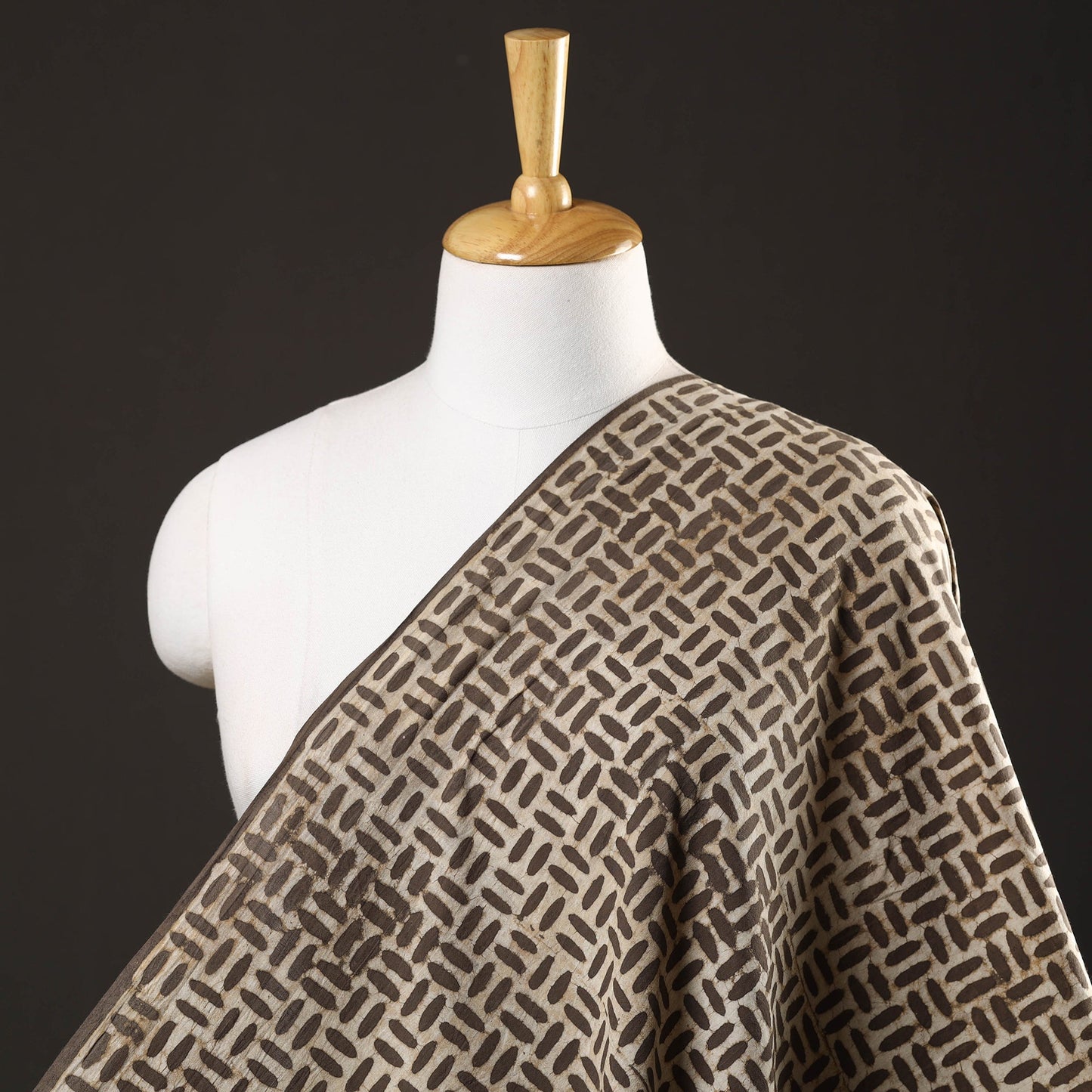 Buy Pipad Block Printed Cotton Fabric Online at iTokri.com