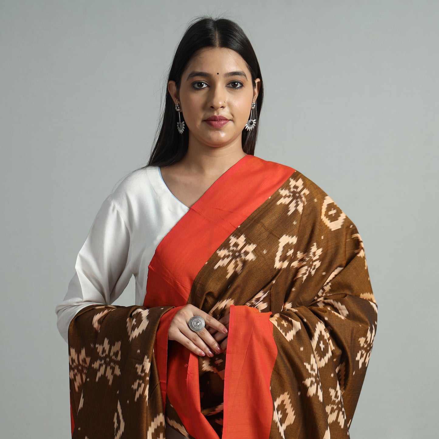 Buy Pochampally Ikat Handloom Cotton Dupatta with Tassels 32 Online l iTokri.com