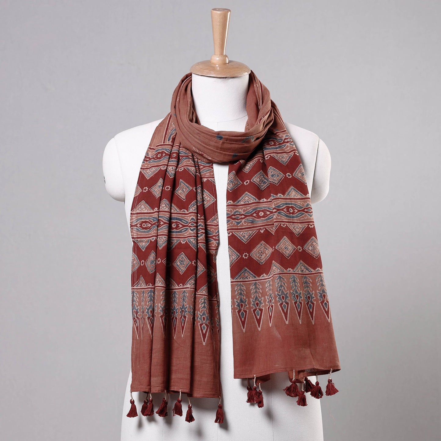 Buy Ajrakh Block Printed Mul Cotton Stole with Tassels Online at iTokri.com