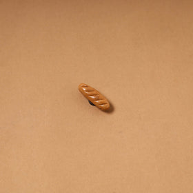 Brown - quirklets handpainted clay bread fridge magnet 22