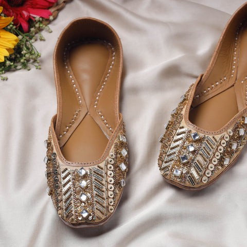 Brown Handstitched Embroidered Jutti 