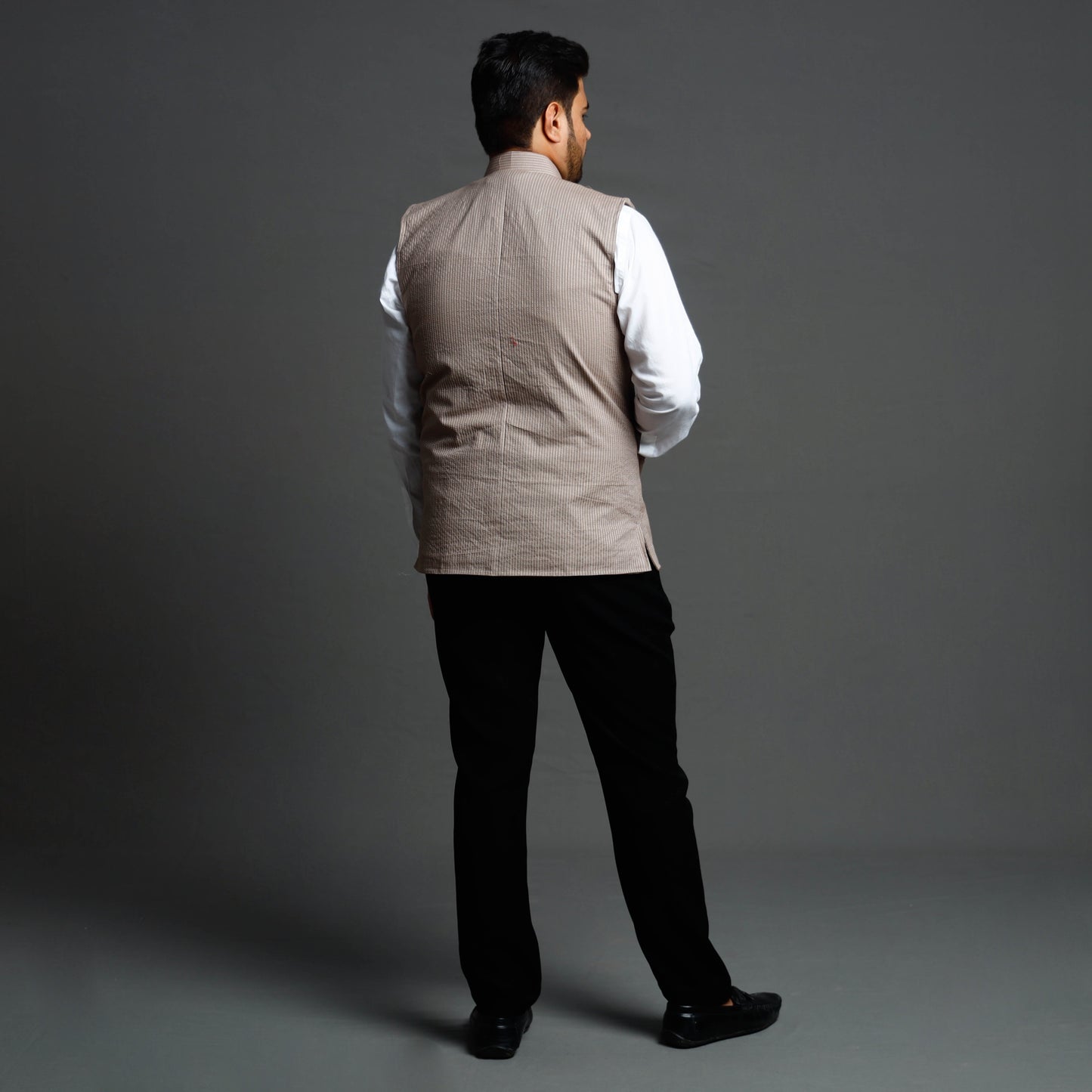 Buy Running Stitch Cotton Nehru Jacket Online at iTokri.com