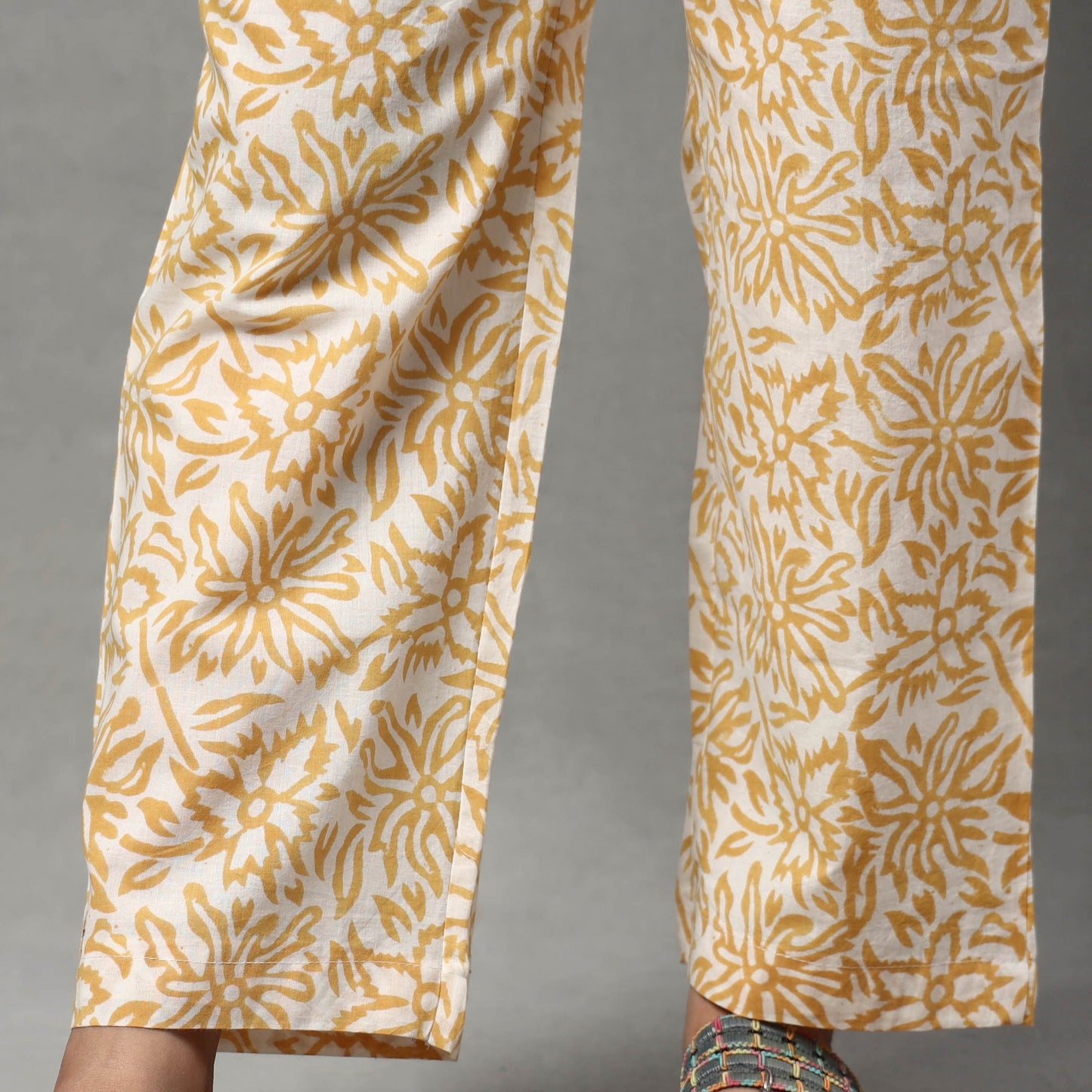 Buy Sanganeri Block Printed Cotton Kurta with Palazzo & Dupatta Set Online at iTokri.com