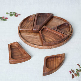 Brown Sheesham Wood Segmented Snacks Platter/Serving Tray