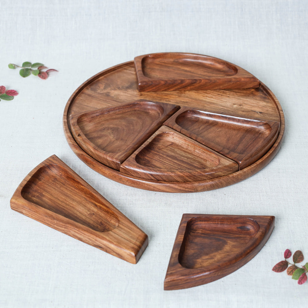 Sheesham Wood Segmented Brown Snacks Platter / Serving Tray