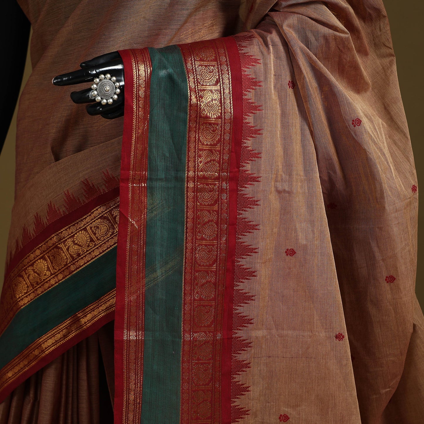 Thread buti cotton kanchipuram saree with border 06