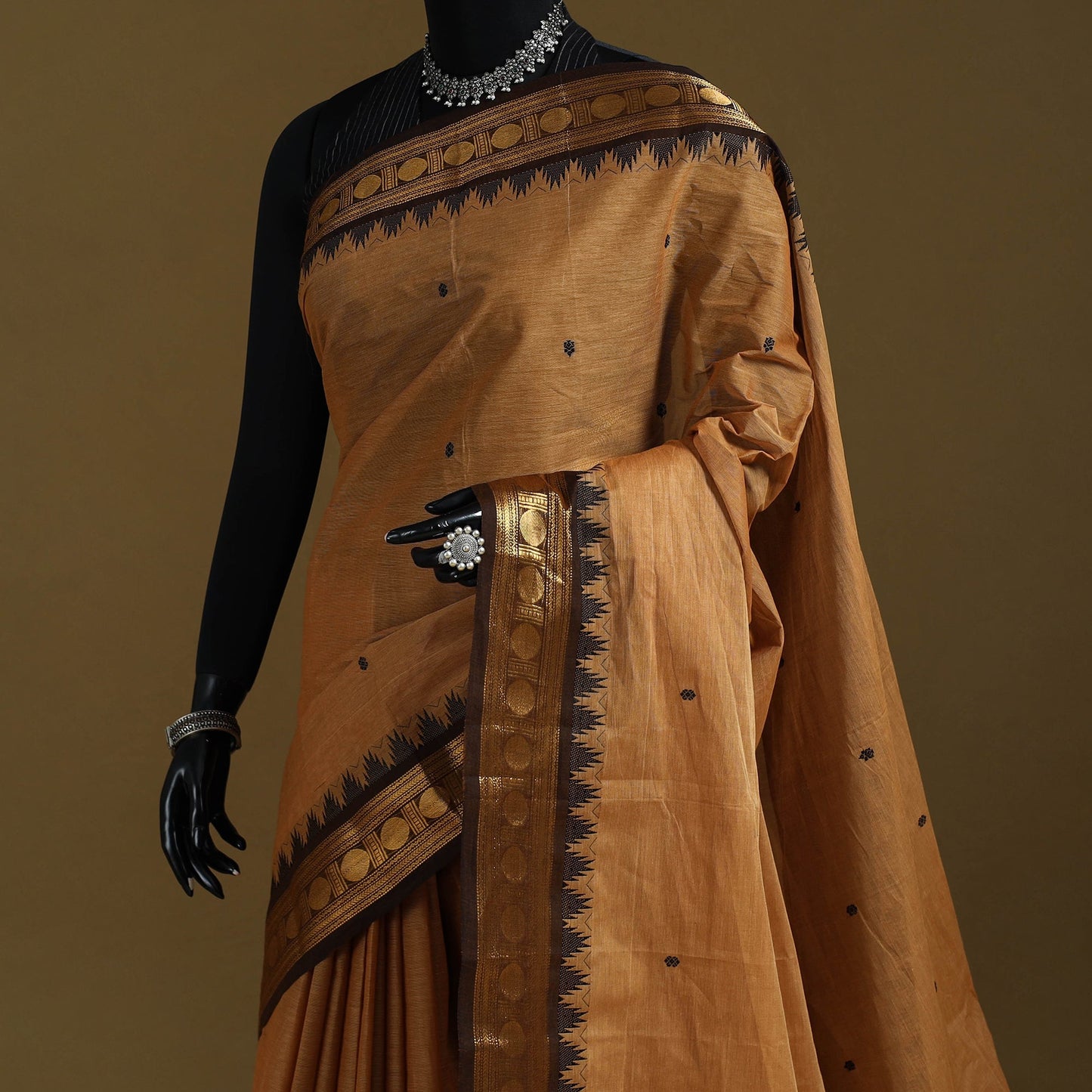 Thread buti cotton kanchipuram saree with border 46