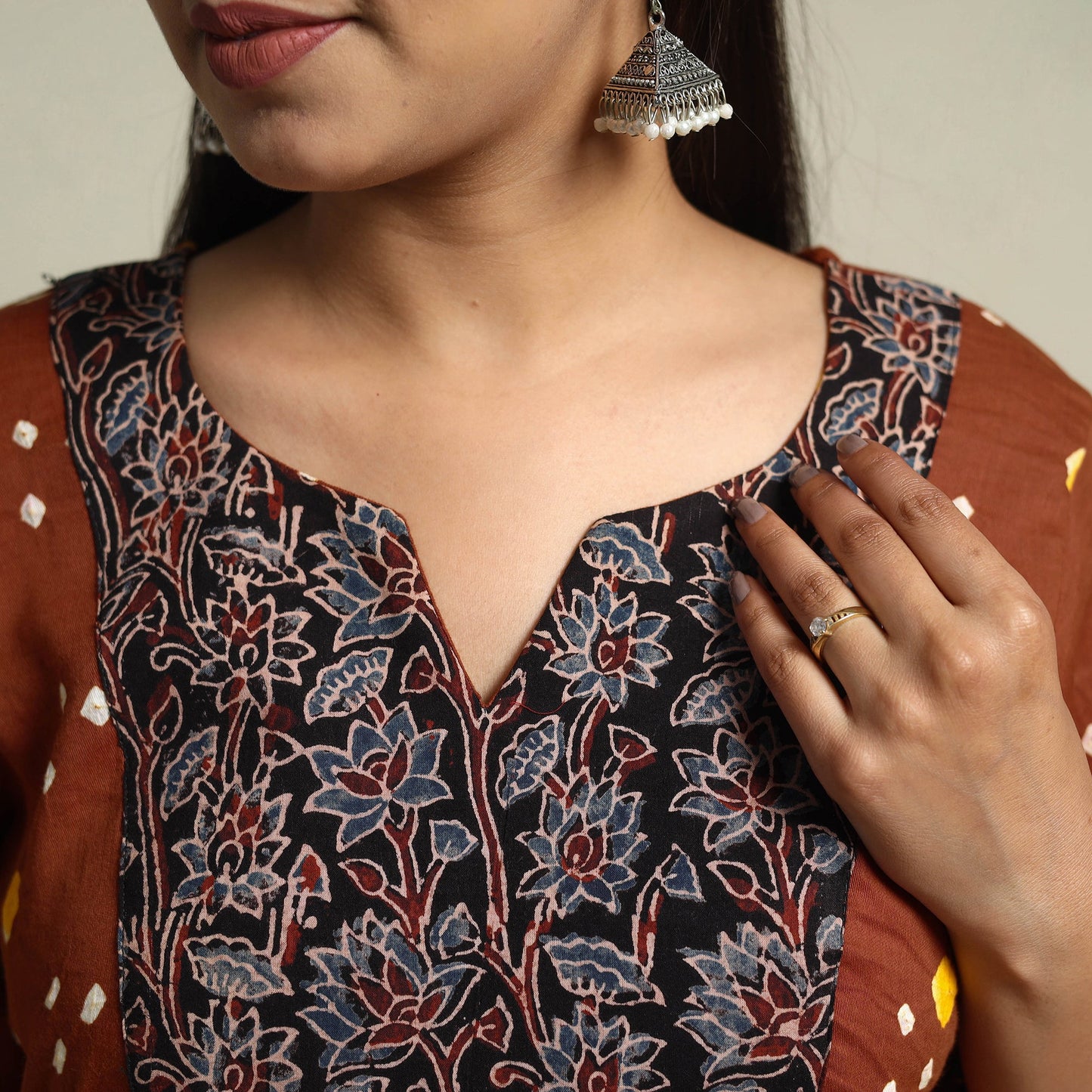 Brown Tie-dye Cotton Patchwork Straight Bandhani Kurta for Women