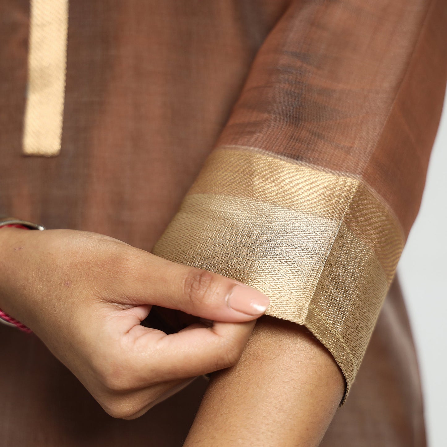 Buy Traditional Maheshwari Handloom Silk Cotton Kurta with Dupatta Set Online at iTokri.com