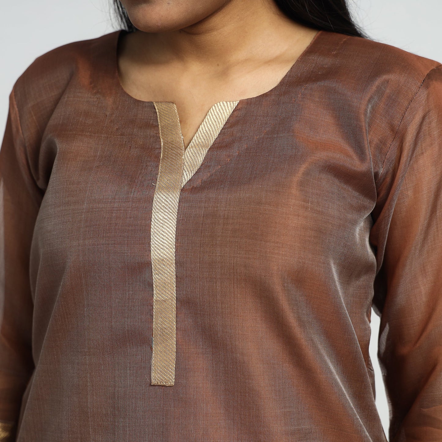 Buy Traditional Maheshwari Handloom Silk Cotton Kurta with Dupatta Set Online at iTokri.com