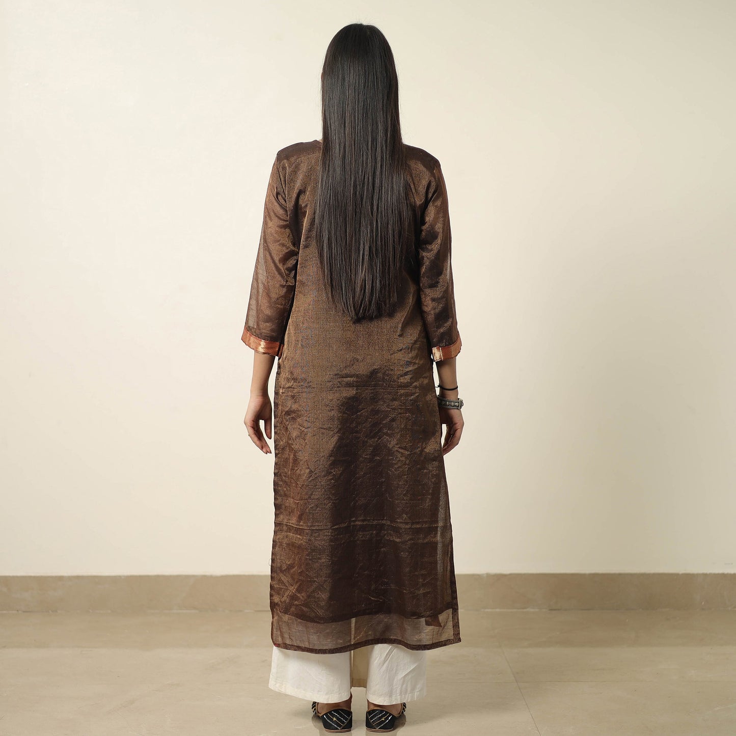 Buy Traditional Maheshwari Silk Tissue Zari Weave Handloom Kurta with Dupatta Set 01 Online at iTokri.com