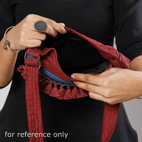 Buy Traditional Rogan Hand Painted Silk Bead Work Sling Bag with Tassles Online at iTokri.com
