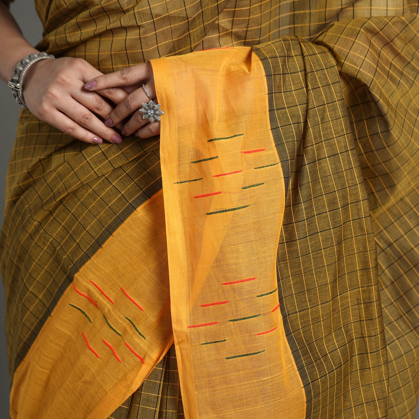 Buy Traditional Venkatagiri Handloom Cotton Checks Saree 03 Online at iTokri.com