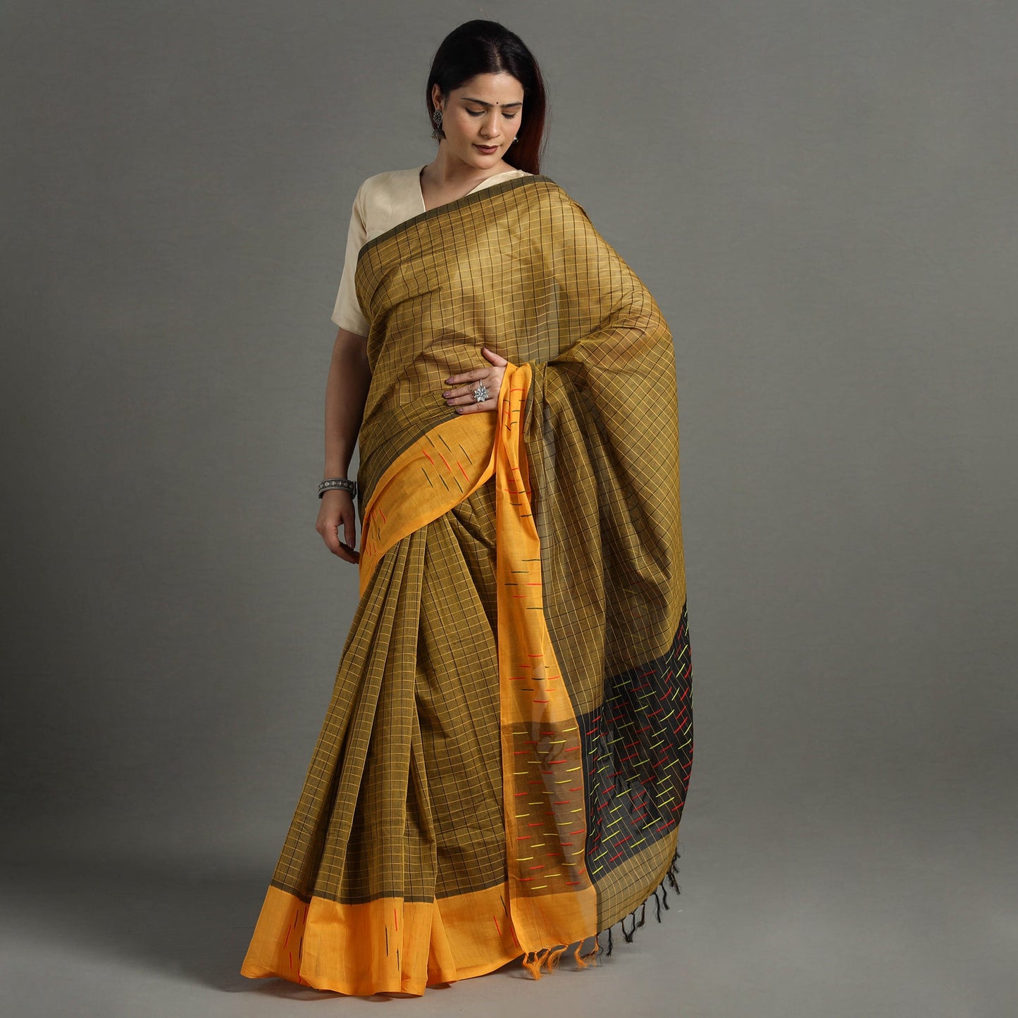 Buy Traditional Venkatagiri Handloom Cotton Checks Saree 03 Online at iTokri.com