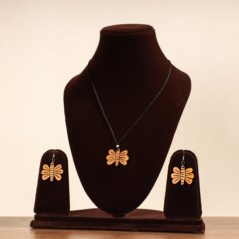 Brown - tuma craft hand carved dried bottle gourd necklace