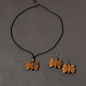 Brown - tuma craft hand carved dried bottle gourd necklace