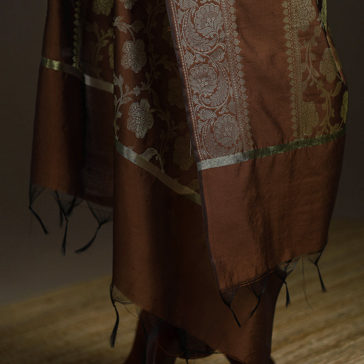 Zari work banarasi silk dupatta 16 - handcrafted