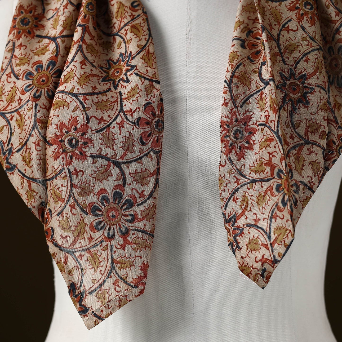 Kalamkari chanderi silk pendant necklace scarf 17