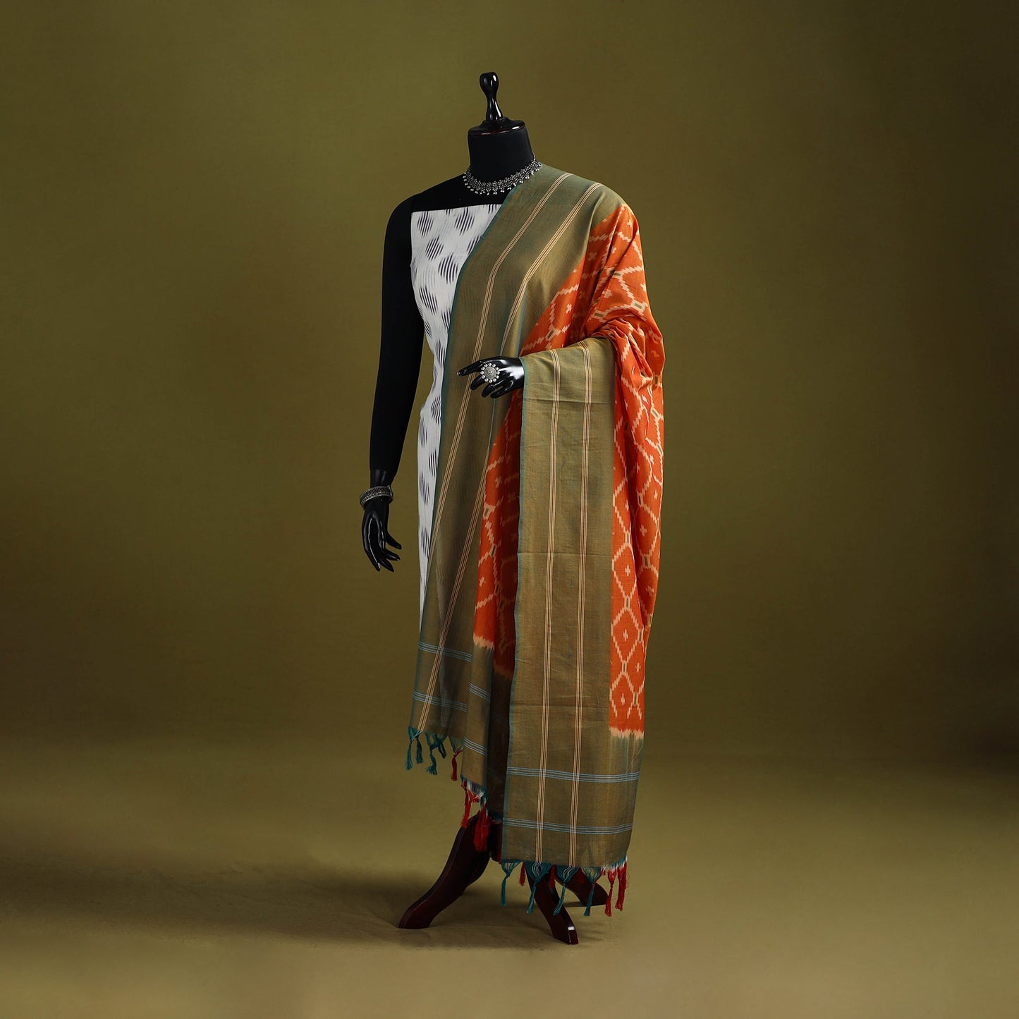 Handloom mercerised cotton pochampally ikat dupatta 06