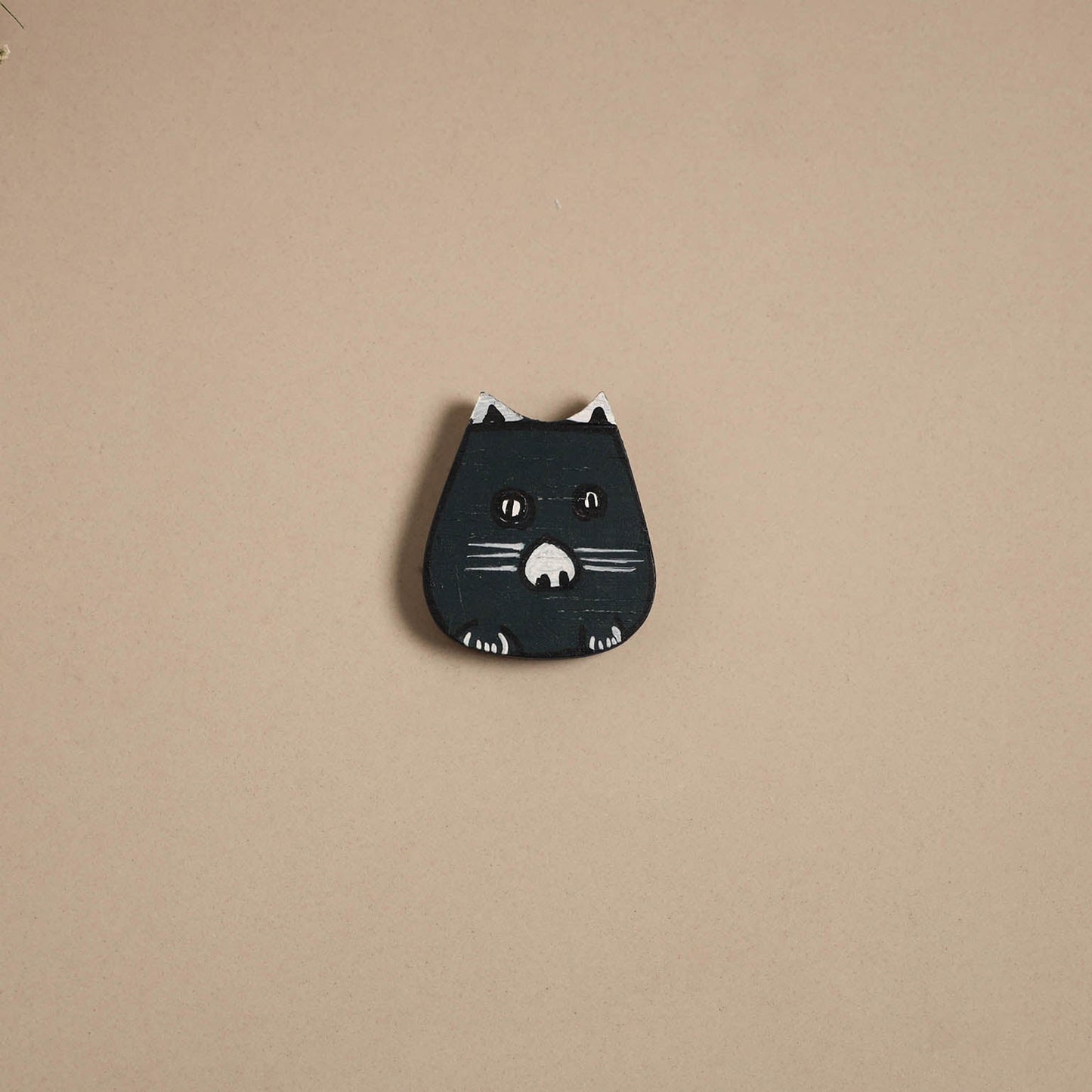 Cat - kerala mural handpainted bamboo fridge magnet 05