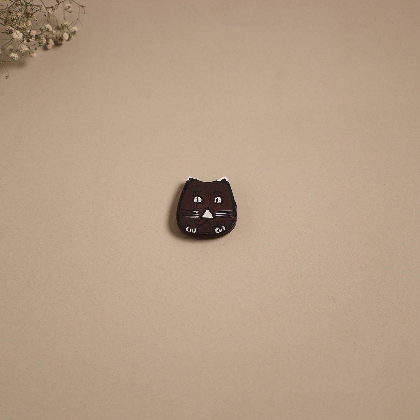 Cat - kerala mural handpainted bamboo fridge magnet 12