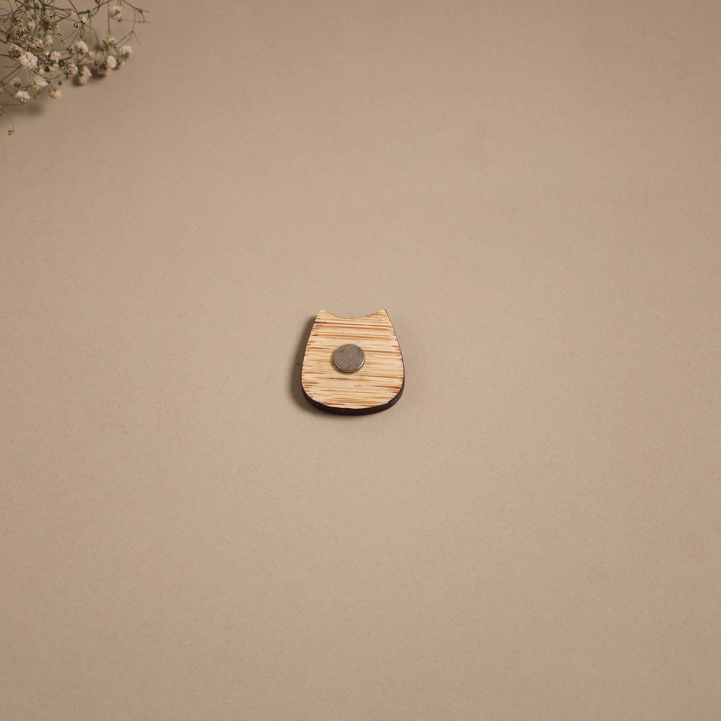 Cat - kerala mural handpainted bamboo fridge magnet 12