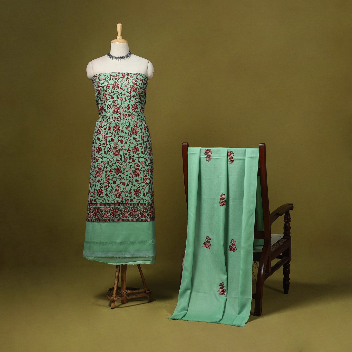 Chain stitch aari embroidered merino wool 3pc unstitched