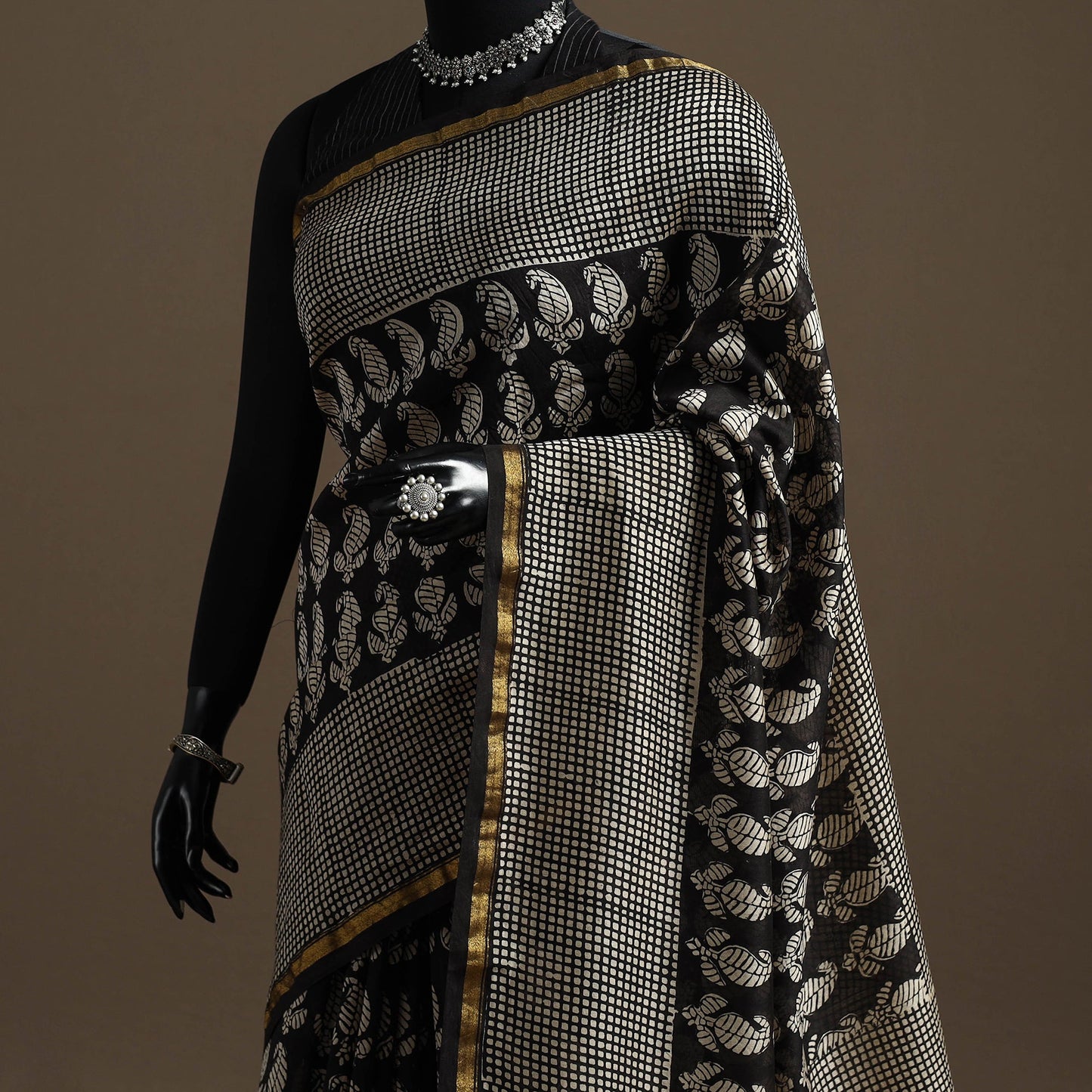 Chanderi silk hand bagru saree with zari border 08