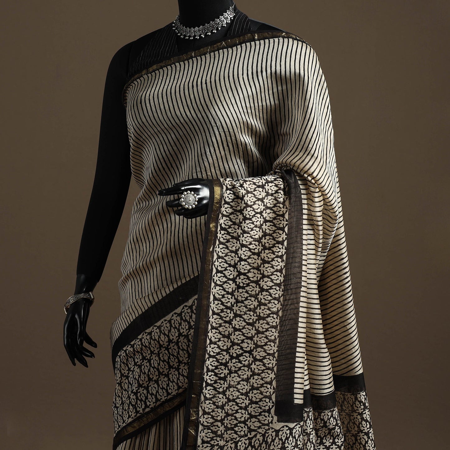 Chanderi silk hand bagru saree with zari border 09