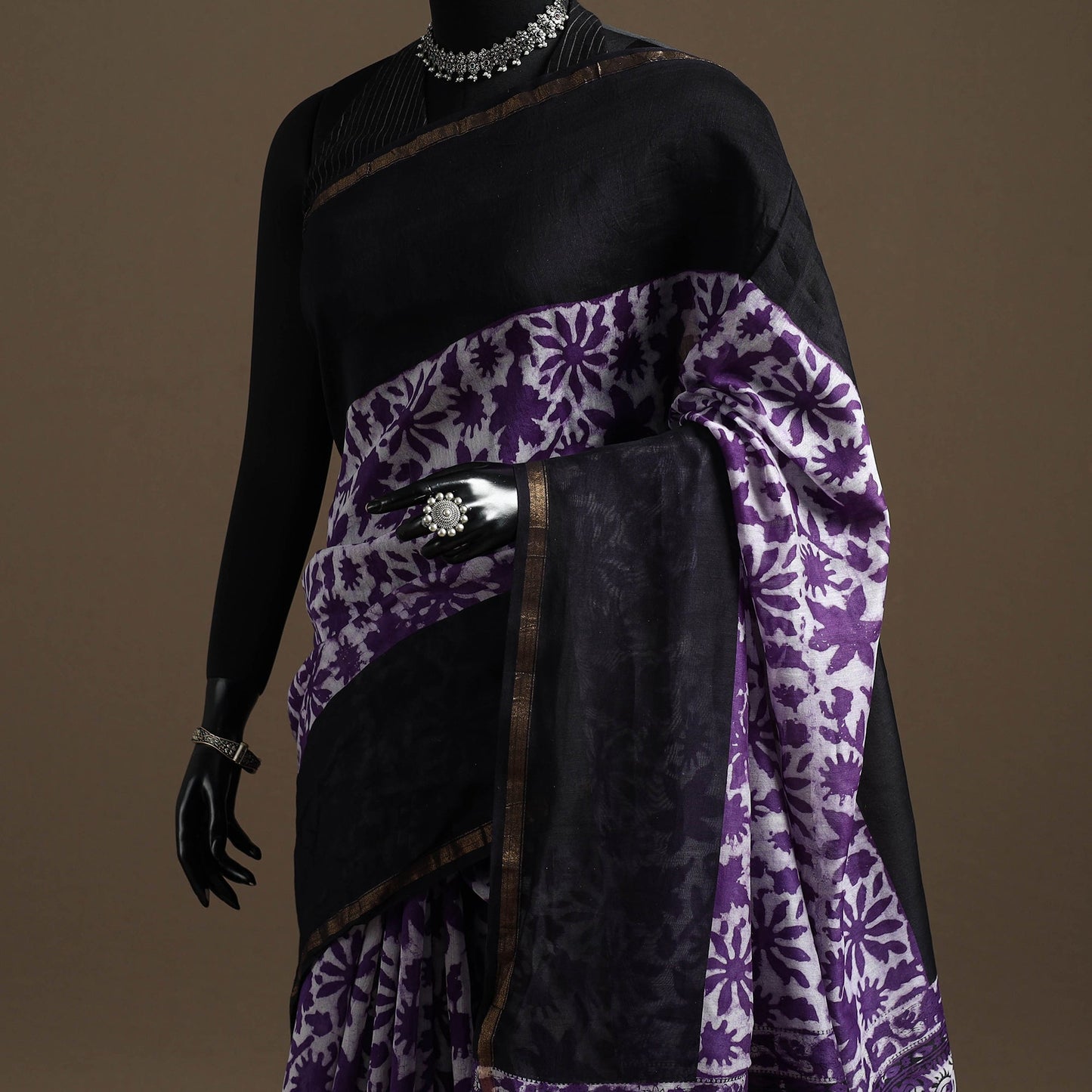 Chanderi silk hand sanganeri saree with zari border 01