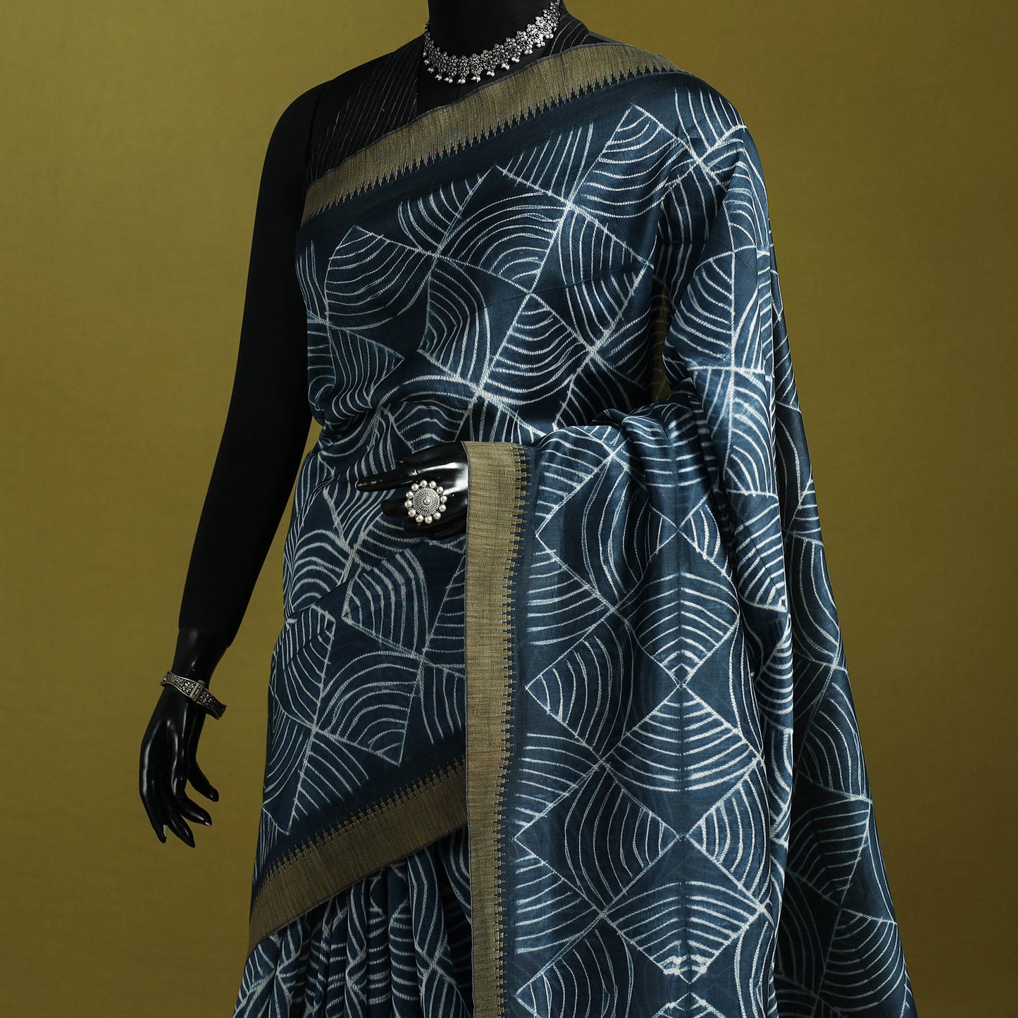Chanderi silk nui shibori tie-dye saree with ghicha border