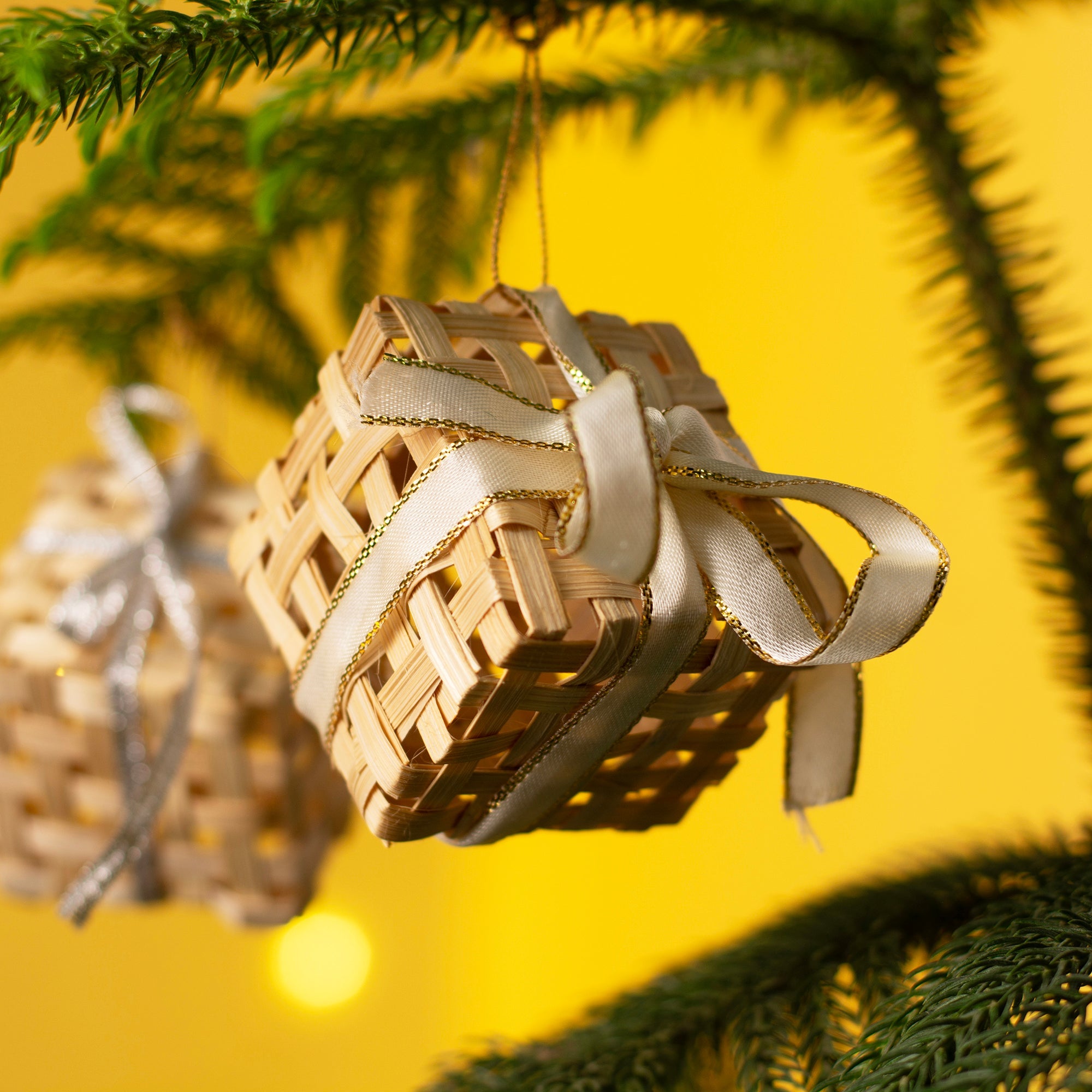 Christmas decor bamboo gift box hanging (set of 5