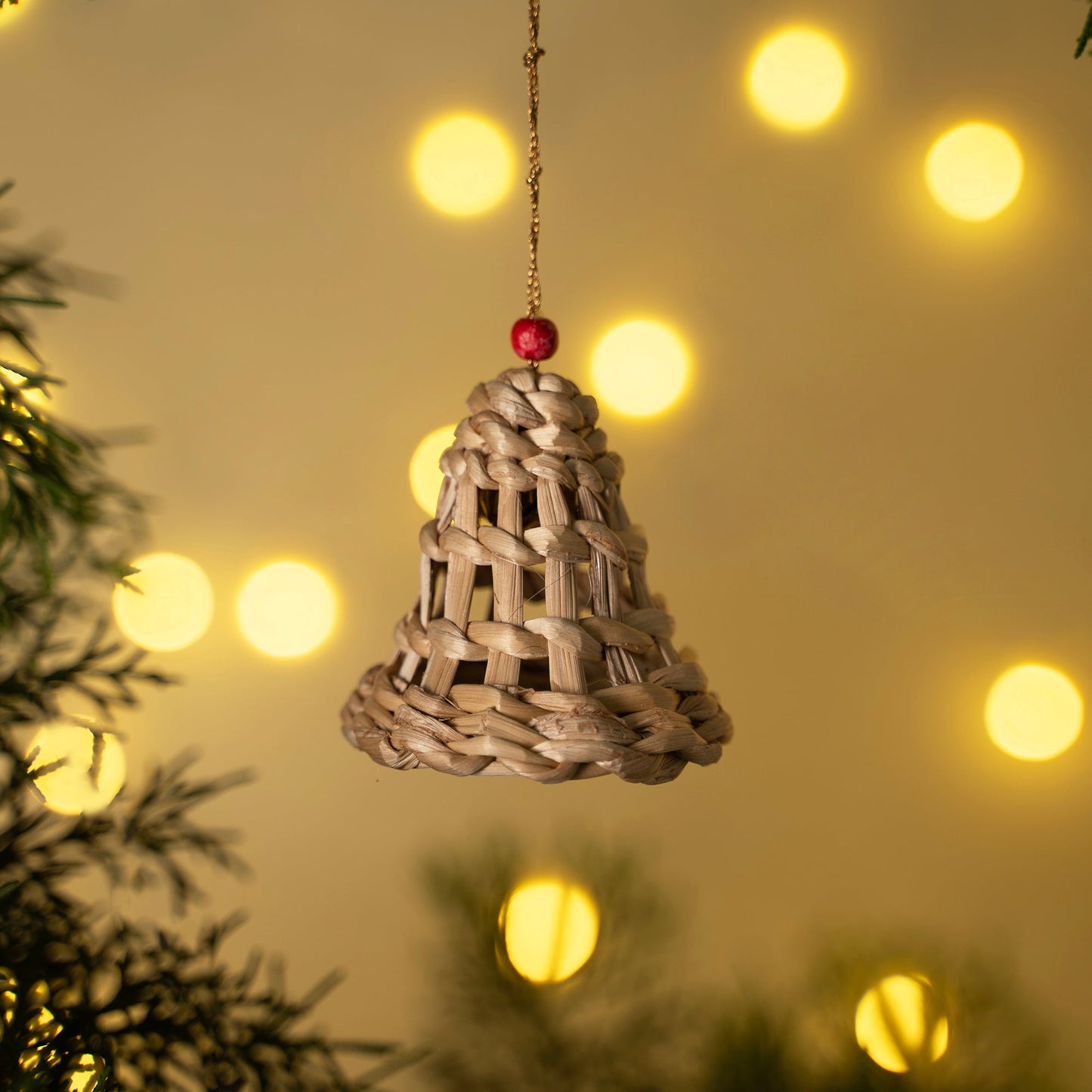 Christmas decor banana bark bell hanging (set of 2)