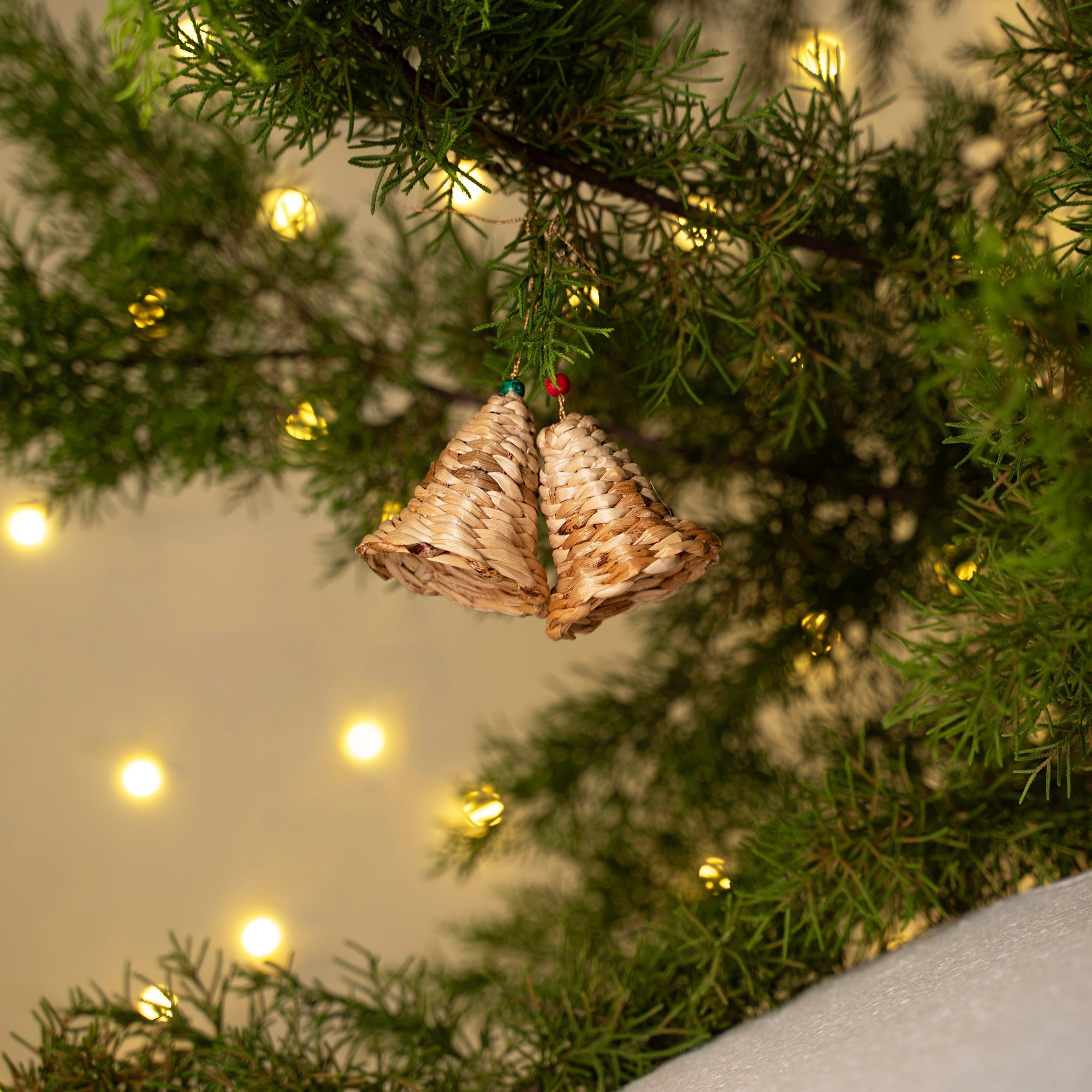 Christmas decor banana bark bell hanging (set of 2)