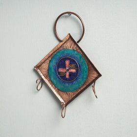 hanging key holder