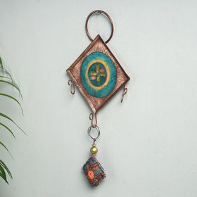 hanging key holder
