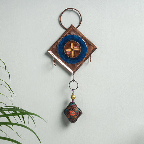 hanging key holder