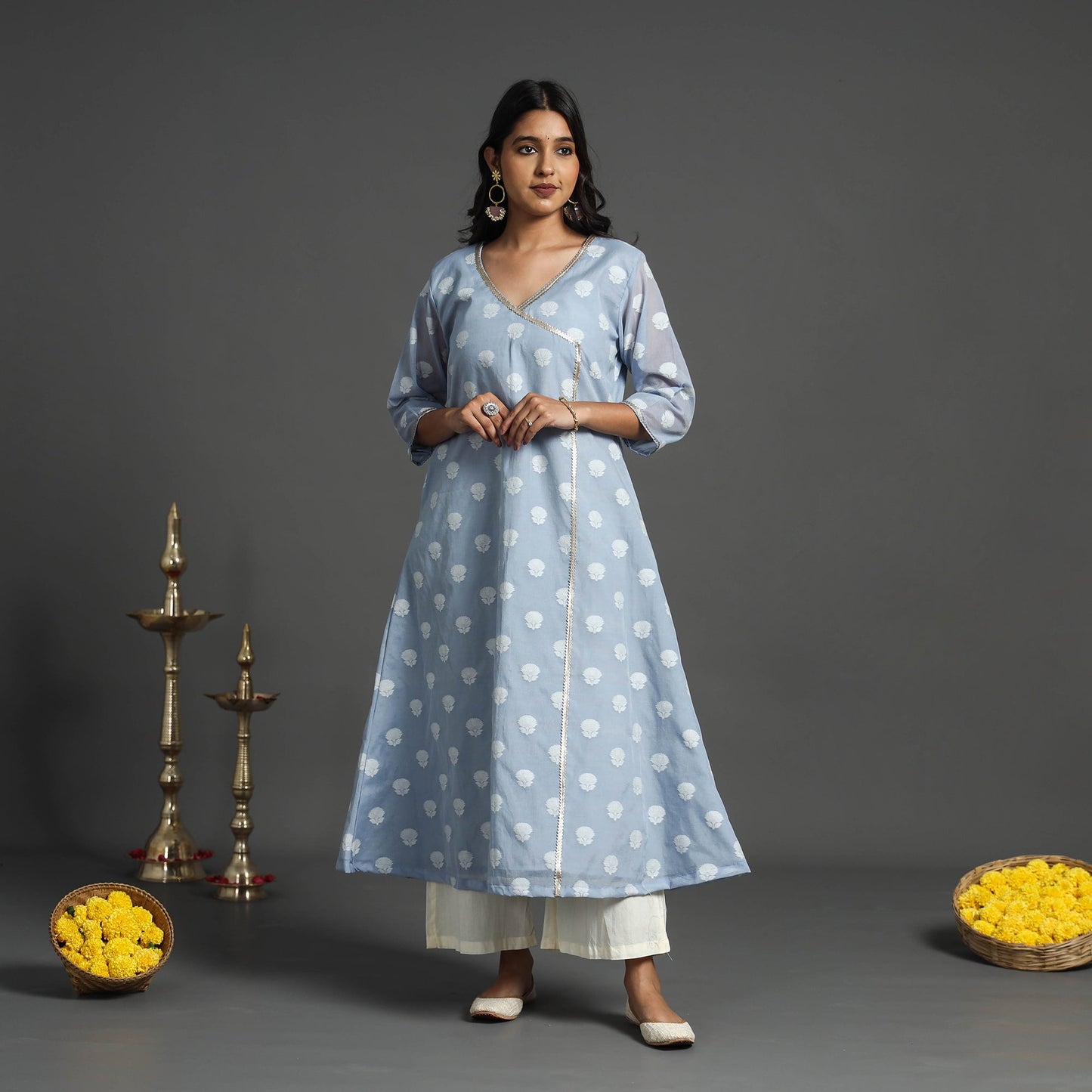  Blue Handwoven Cutwork Cotton Banarasi Kurta 