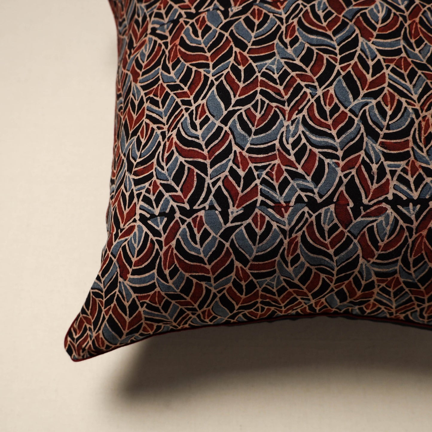 Cotton cushion cover 60 - handcrafted