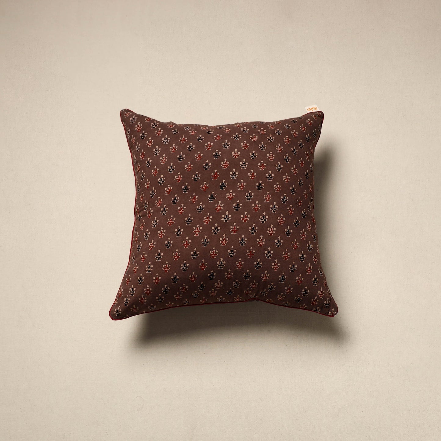Cotton cushion cover 65 - handcrafted