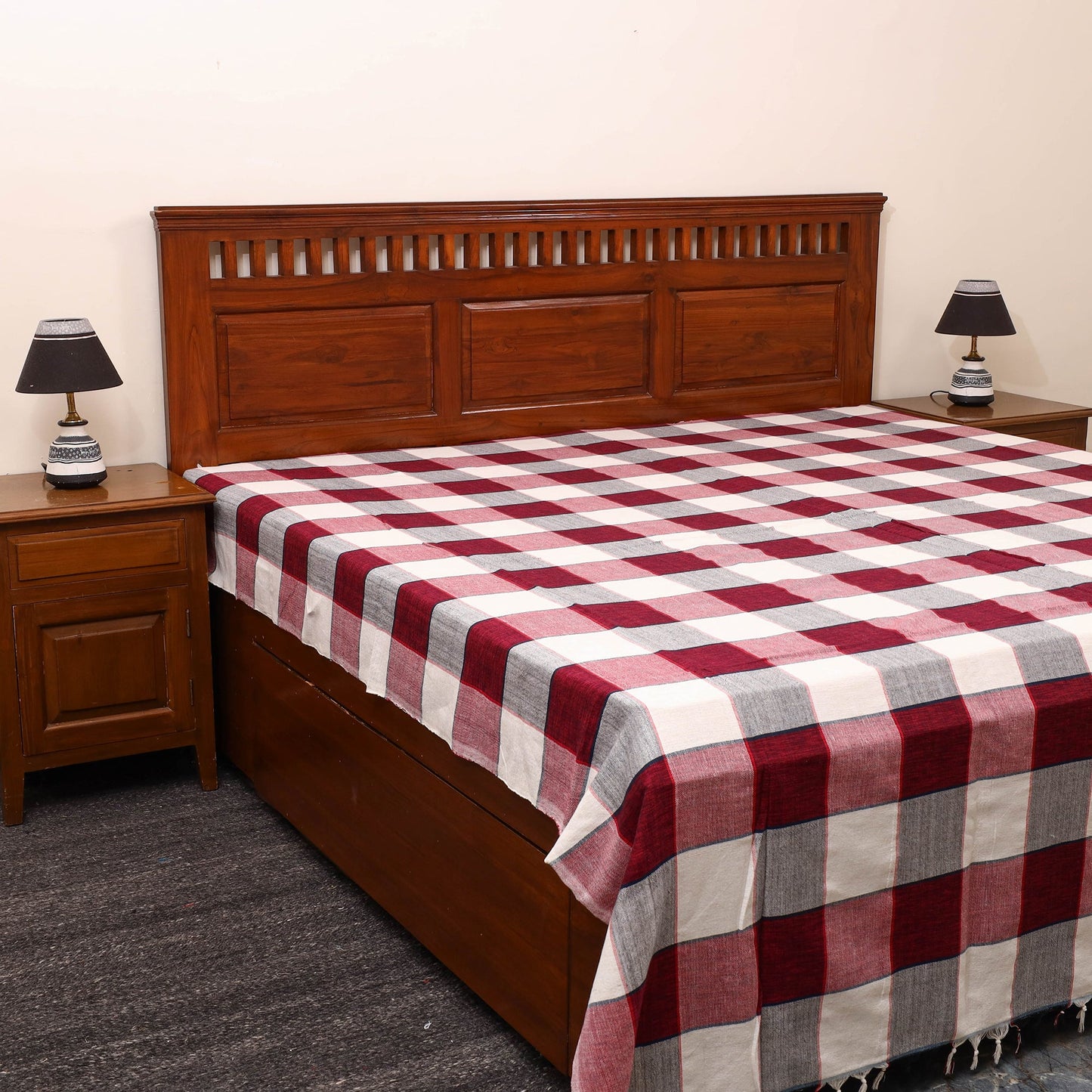 Cotton double handloom bed cover (98 x 90 in) 41